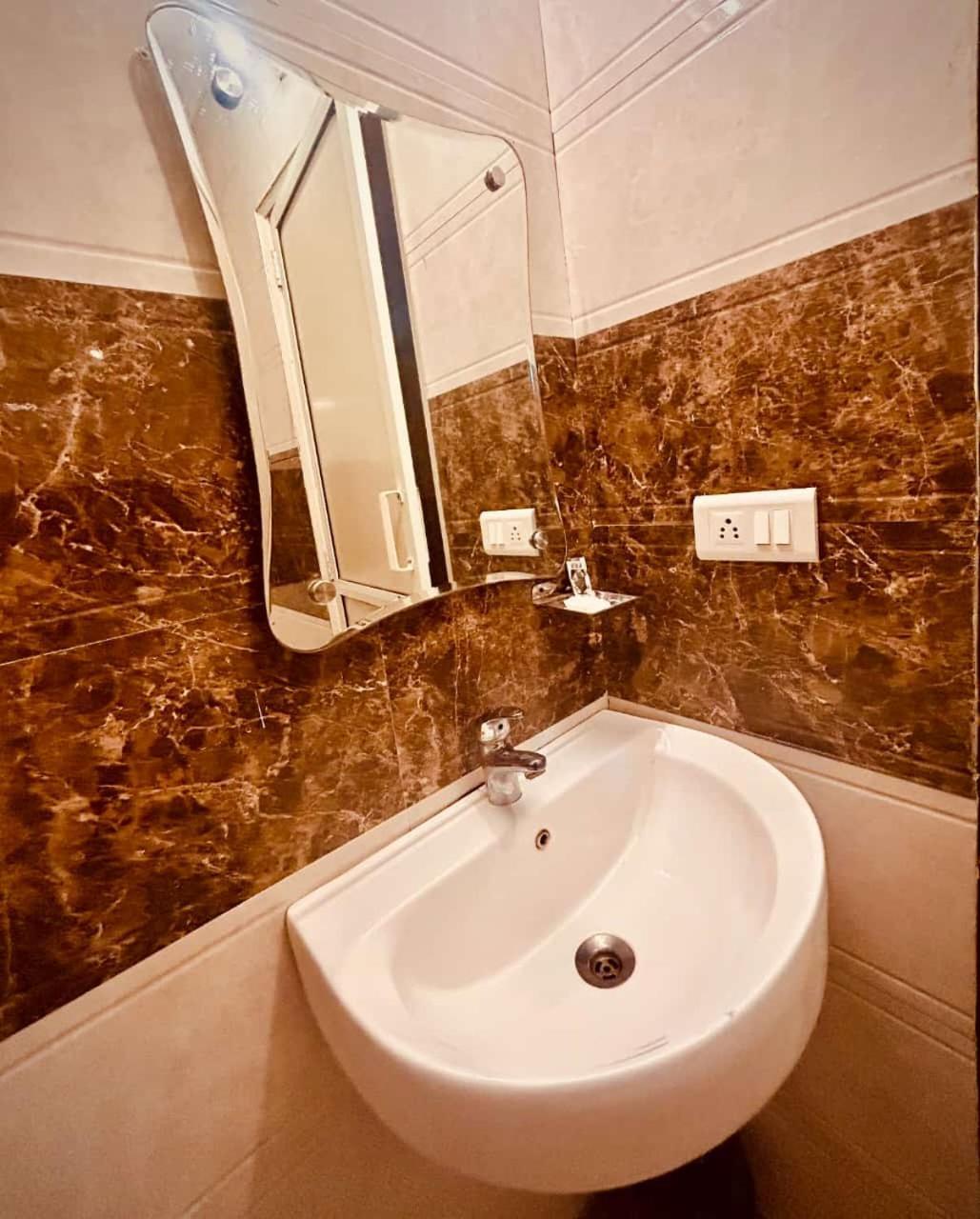 Hotel Airport City 新德里 外观 照片